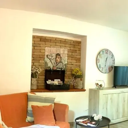 Casa Per 10 Persone, Giardino Bbq, Wi-fi Holiday home