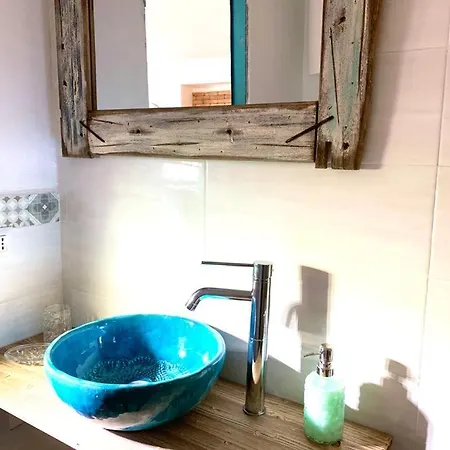 Casa Per 10 Persone, Giardino Bbq, Wi-fi Holiday home Murta Maria