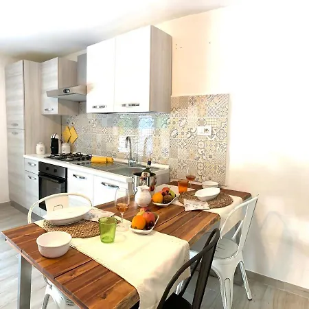 Casa Per 10 Persone, Giardino Bbq, Wi-fi Holiday home
